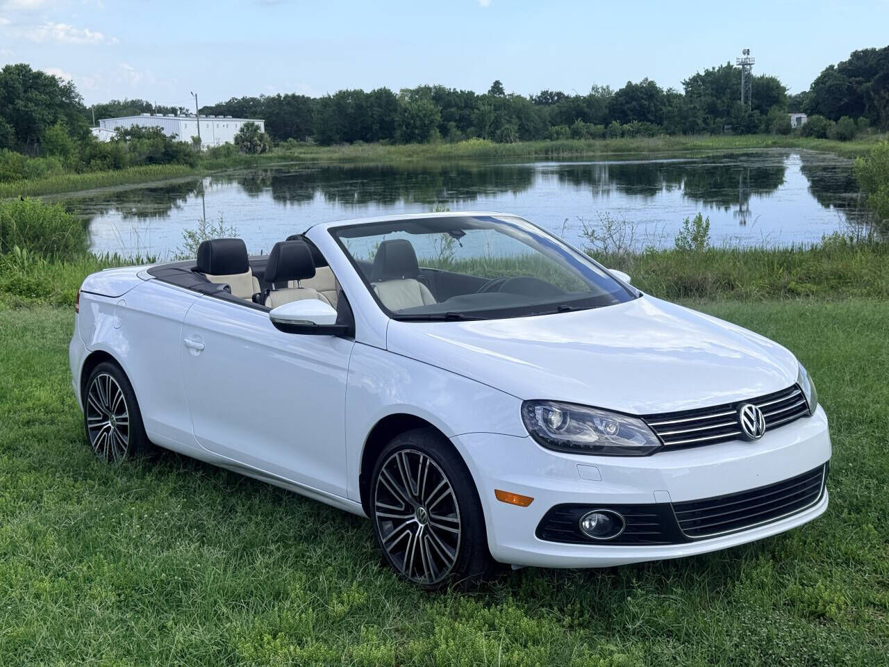 2015 VOLKSWAGEN Eos