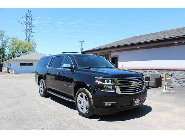 2016 CHEVROLET Suburban