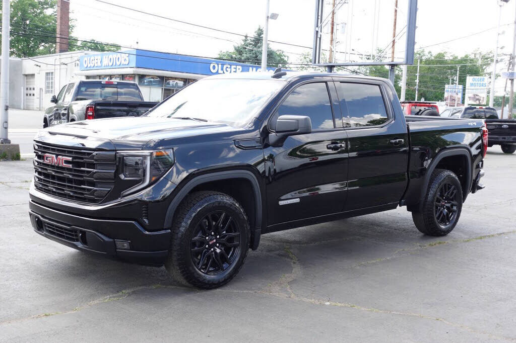 2024 GMC Sierra