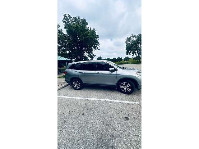 2017 HONDA Pilot