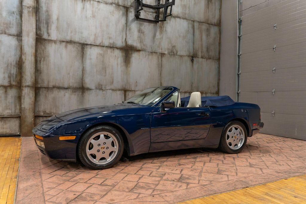 1990 PORSCHE 944