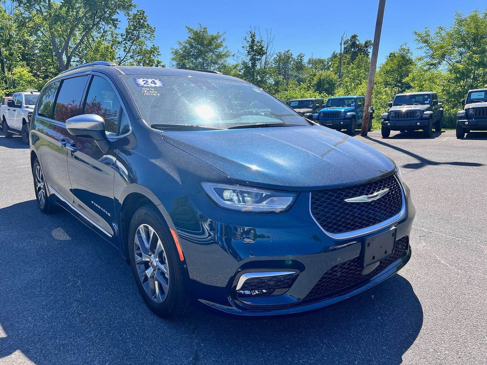 2024 CHRYSLER Pacifica