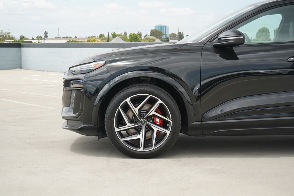 2027 Audi SQ6