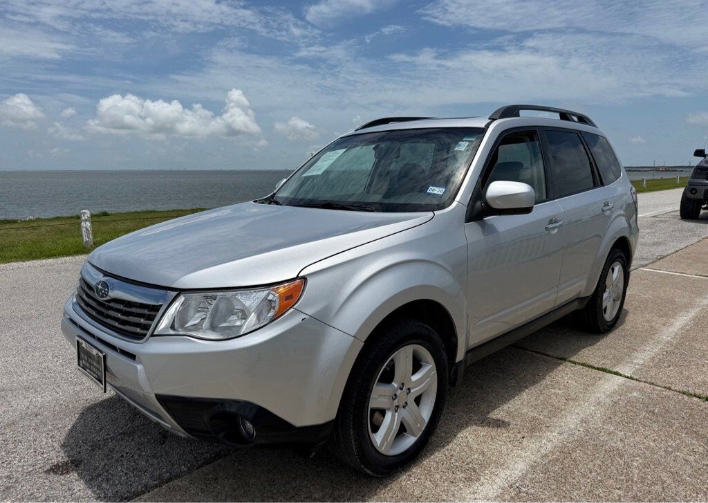 2009 SUBARU Forester