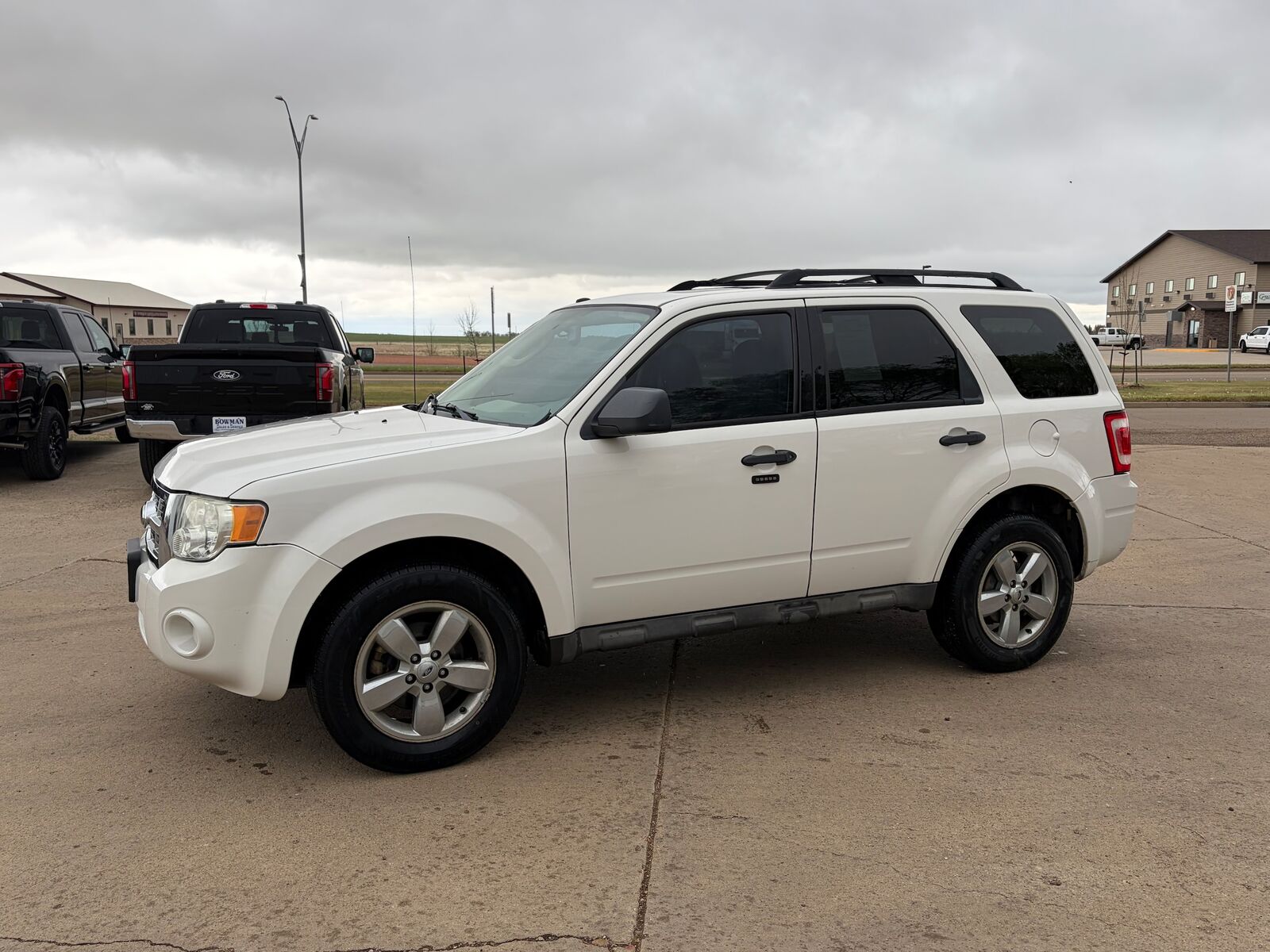 2009 FORD Escape