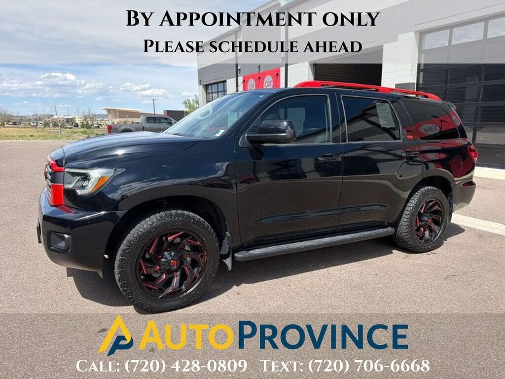 2020 TOYOTA Sequoia