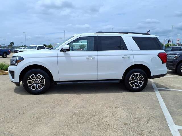 2024 FORD Expedition