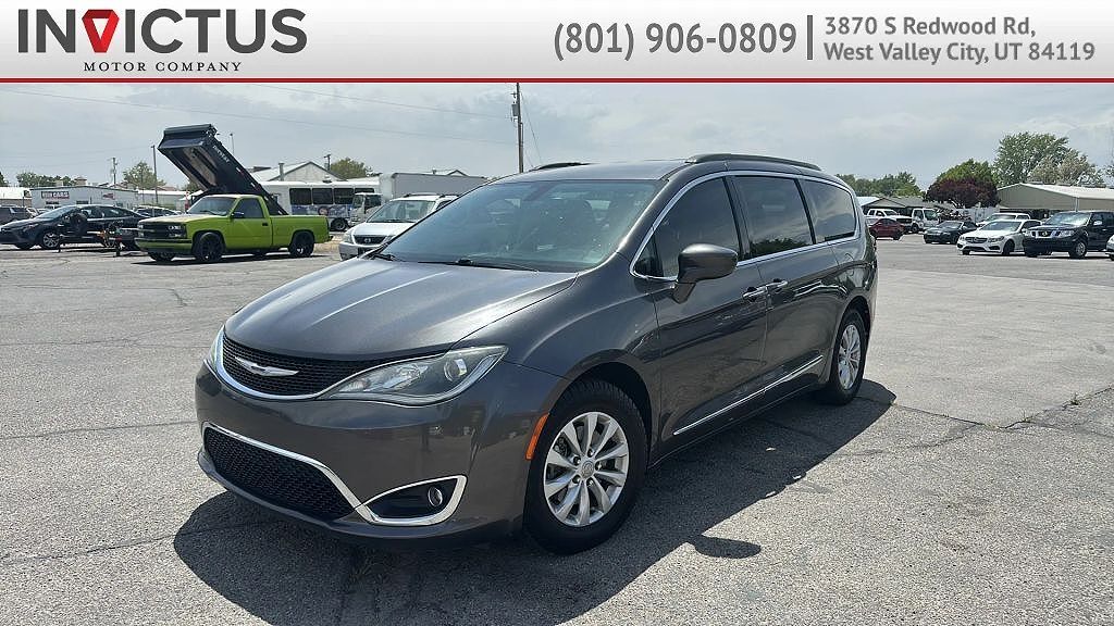 2017 CHRYSLER Pacifica