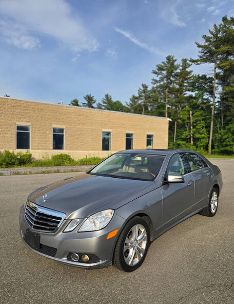 2010 MERCEDES-BENZ E-Class