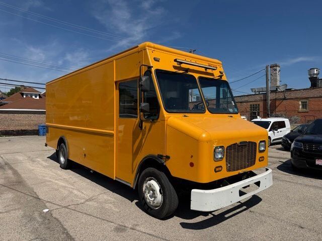 2014 FREIGHTLINER MT 45 Chassis