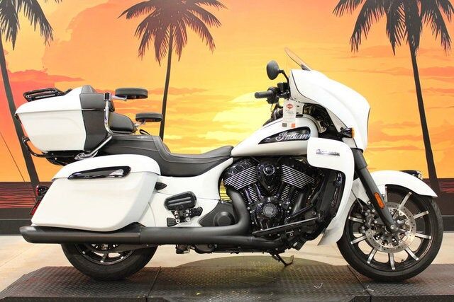 2021 INDIAN MOTORCYCLE Roadmaster Dark Horse