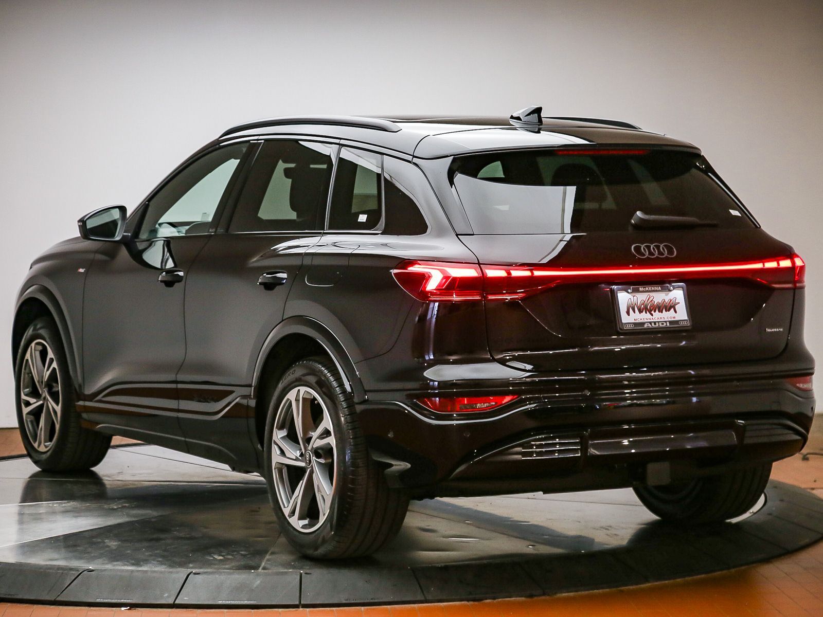 2027 Audi Q6