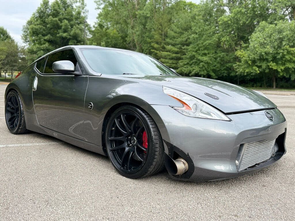 2016 NISSAN 370Z