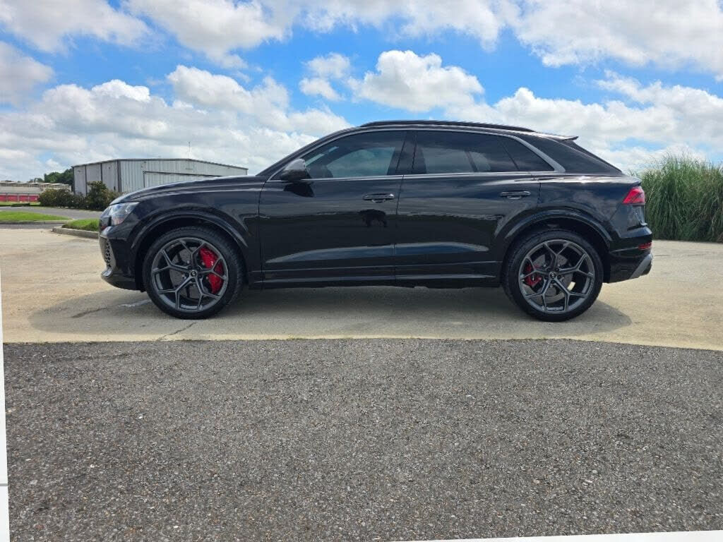 2025 Audi RS Q8