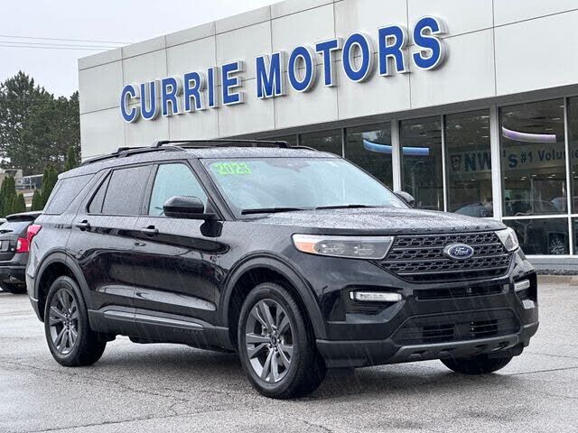 2023 FORD Explorer