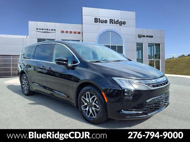 2027 CHRYSLER Pacifica