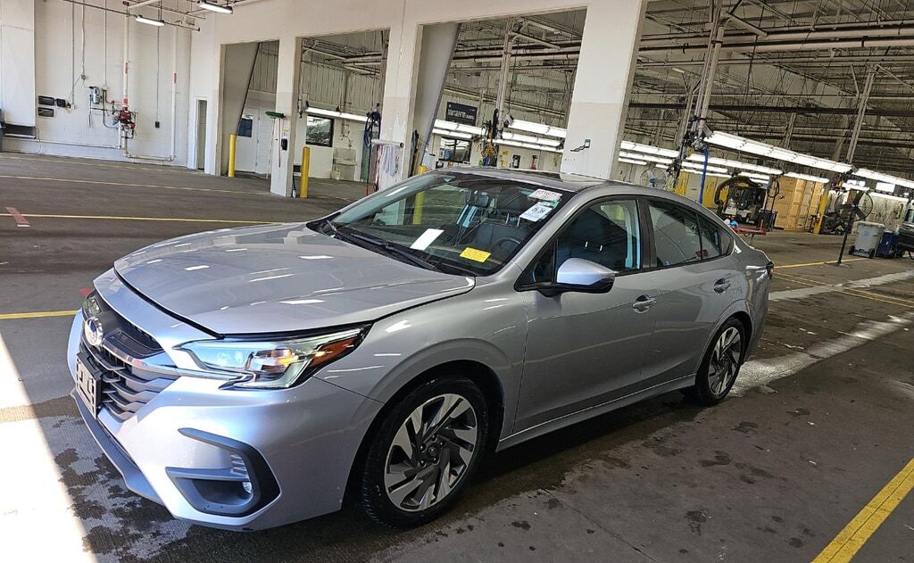 2023 SUBARU Legacy