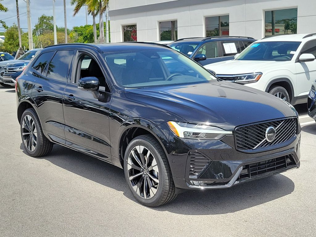 2026 VOLVO XC60