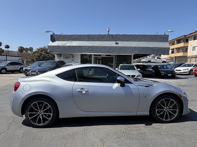 2020 TOYOTA 86