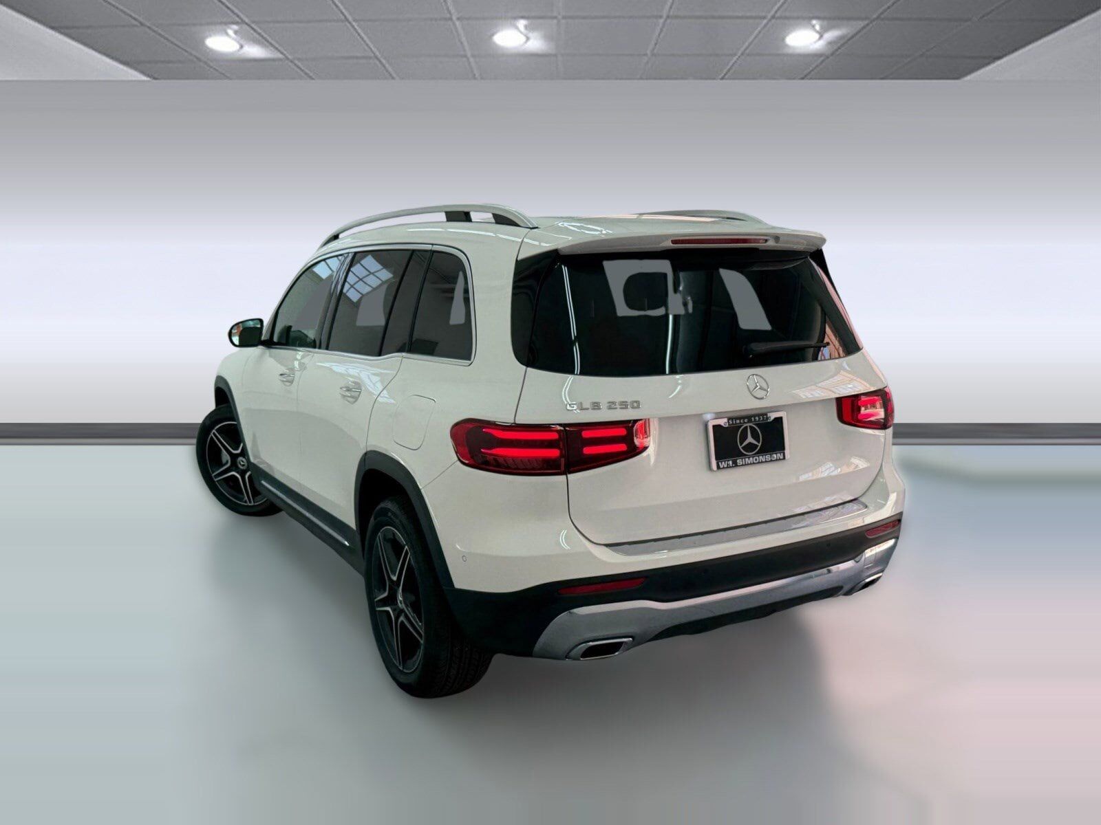 2026 Mercedes-Benz GLB-Class