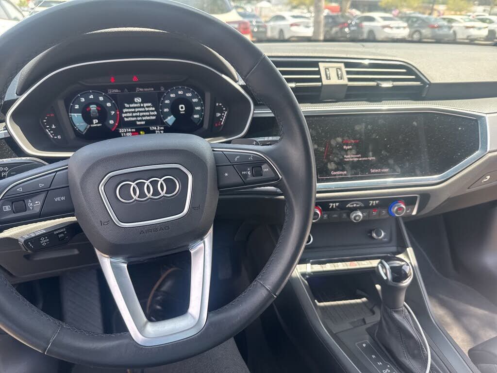 2023 Audi Q3
