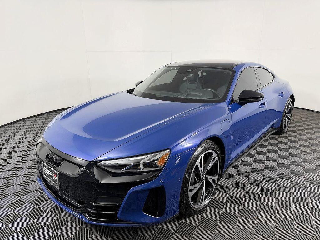 2022 Audi e-tron