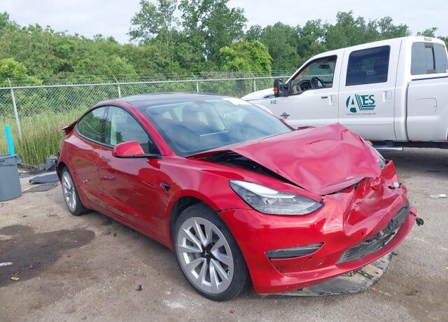 2022 TESLA Model 3