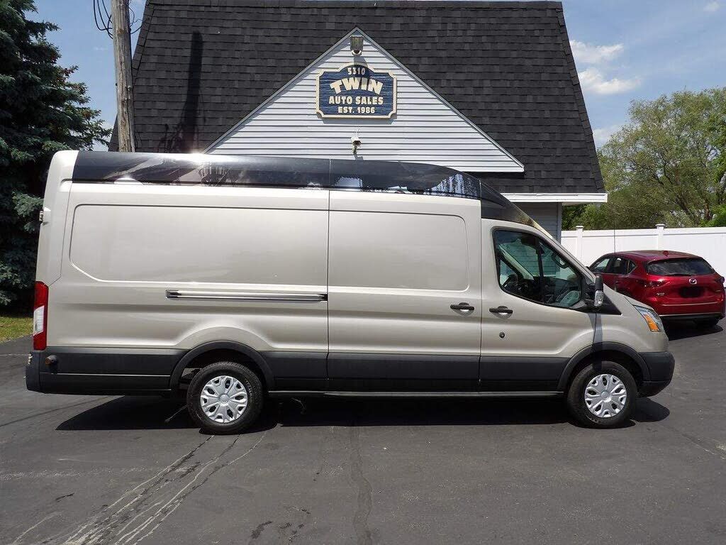 2018 FORD Transit