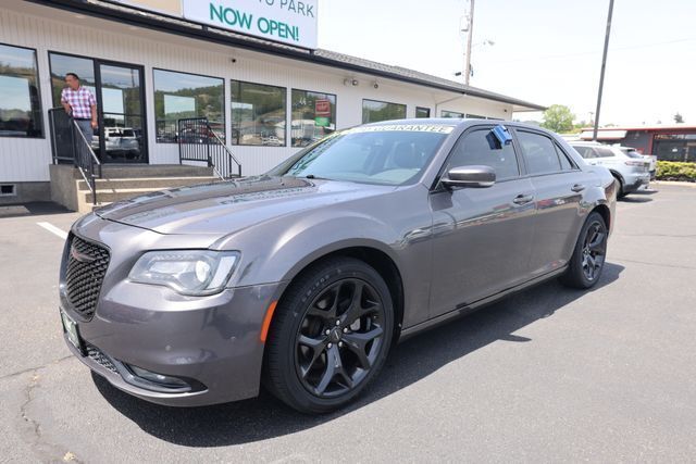 2022 CHRYSLER 300