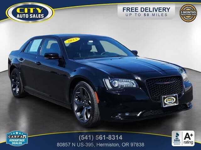 2023 CHRYSLER 300