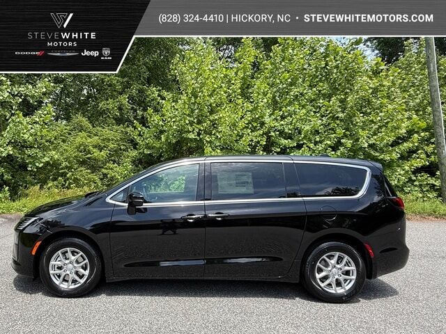 2027 CHRYSLER Pacifica