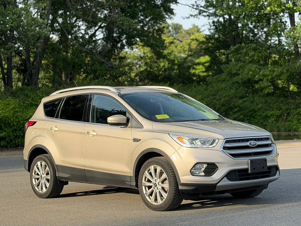 2017 FORD Escape