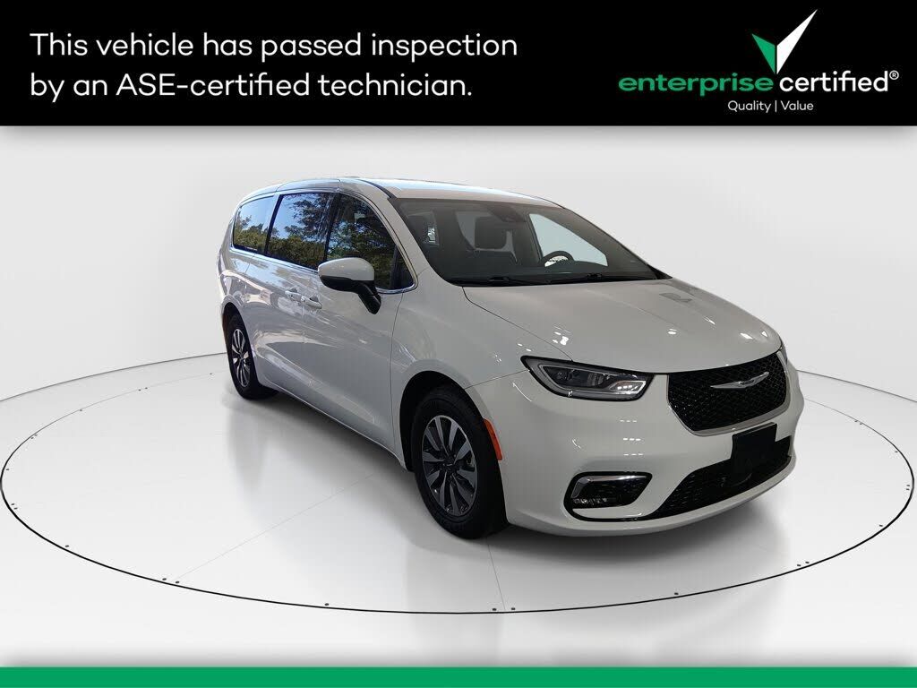 2023 CHRYSLER Pacifica