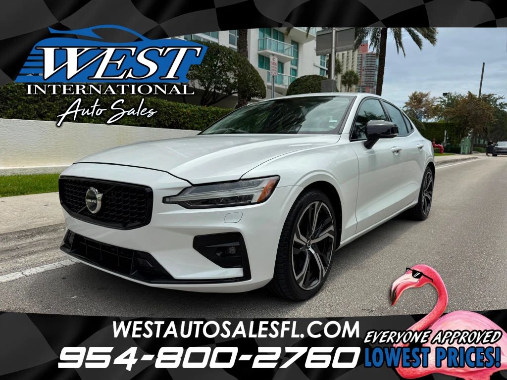 2024 VOLVO S60