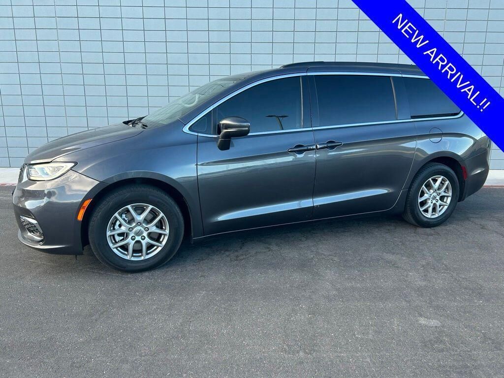 2022 CHRYSLER Pacifica
