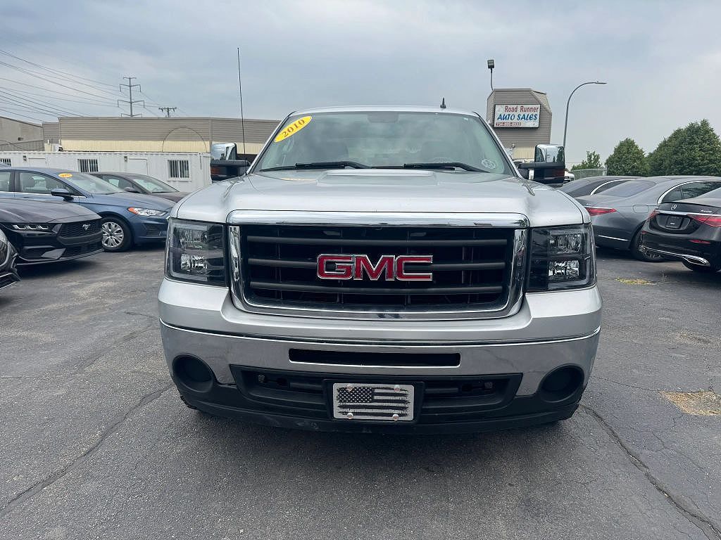 2010 GMC Sierra