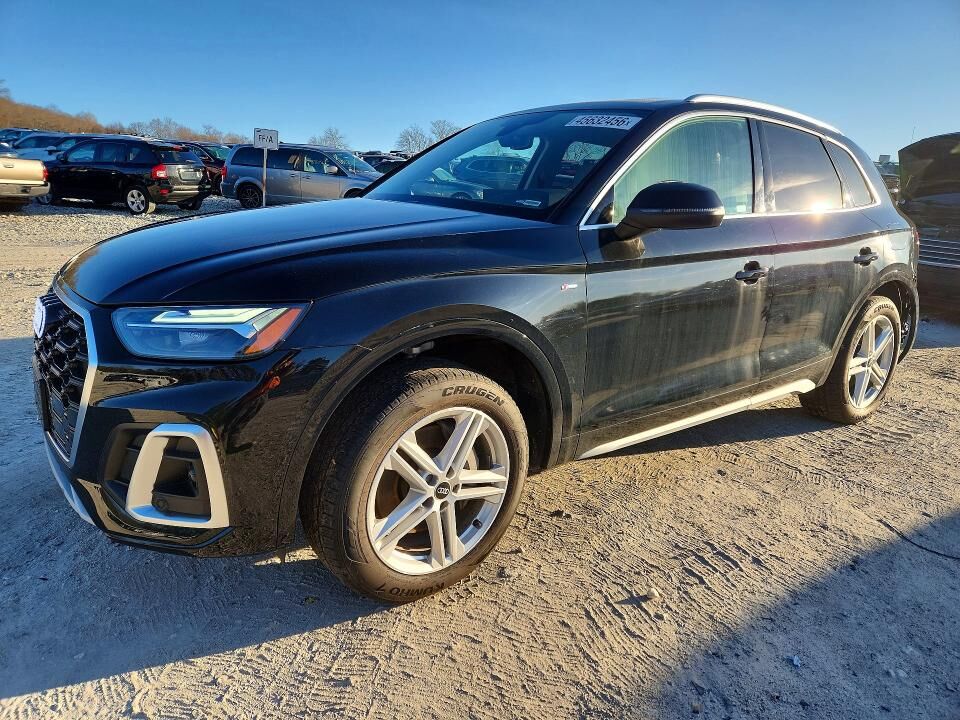 2024 AUDI Q5 e