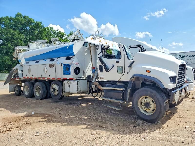2019 FREIGHTLINER 114SD