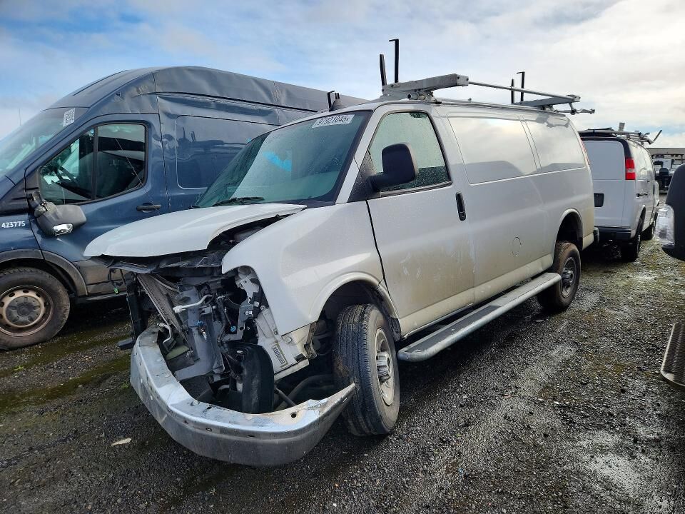2021 GMC Savana
