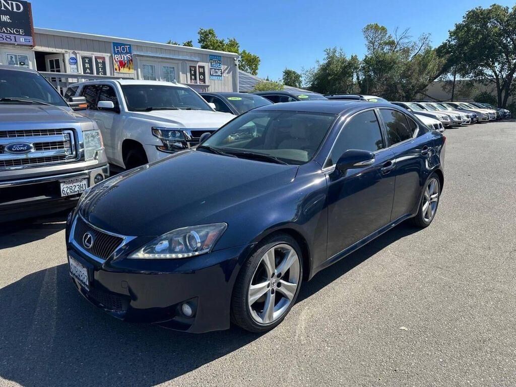 2011 LEXUS IS