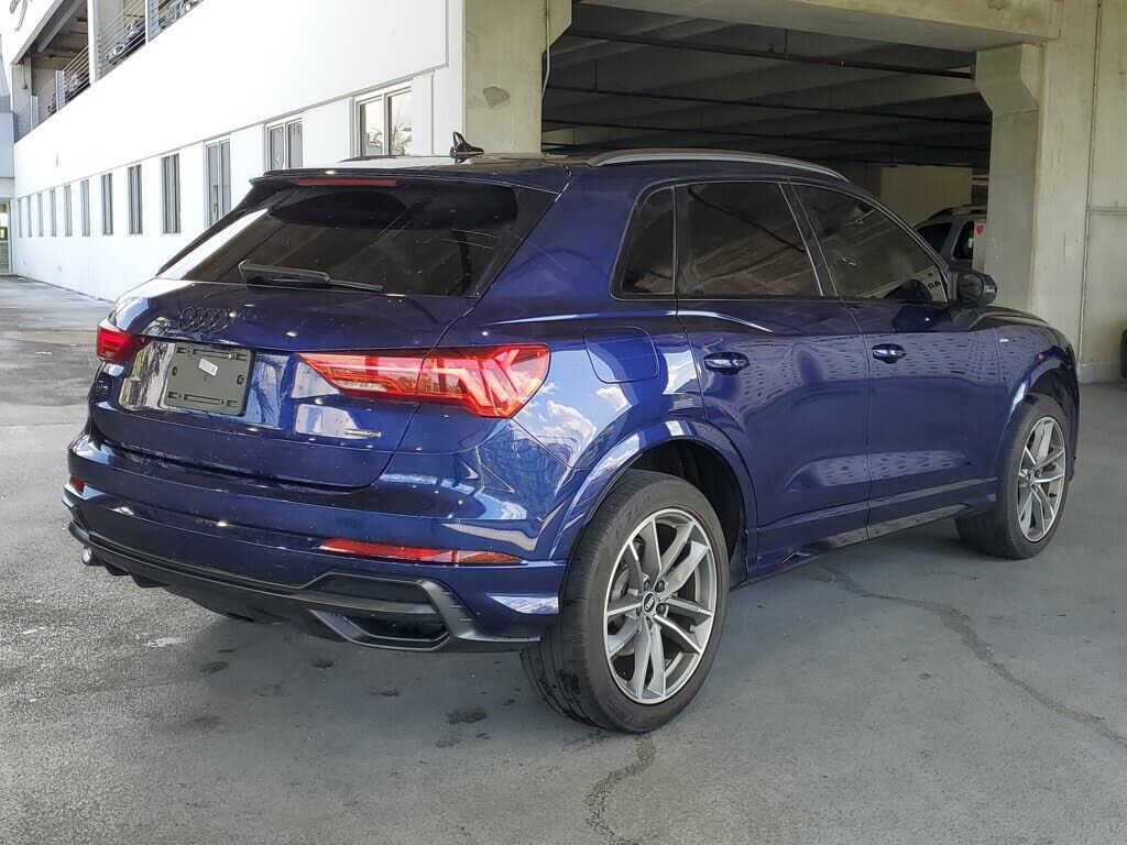 2022 Audi Q3