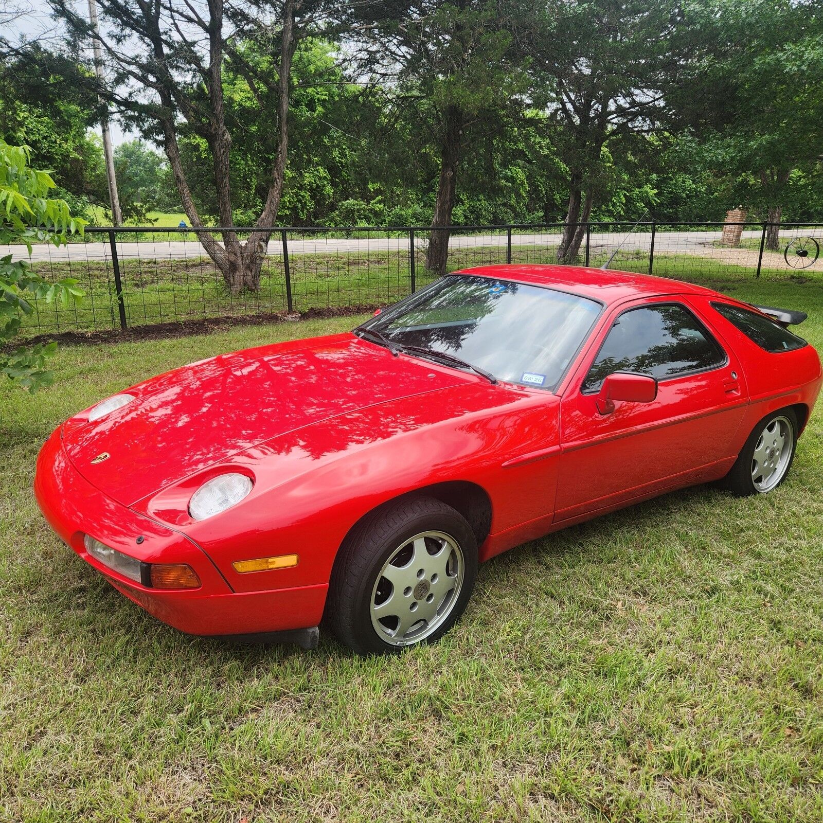 Porsche 928