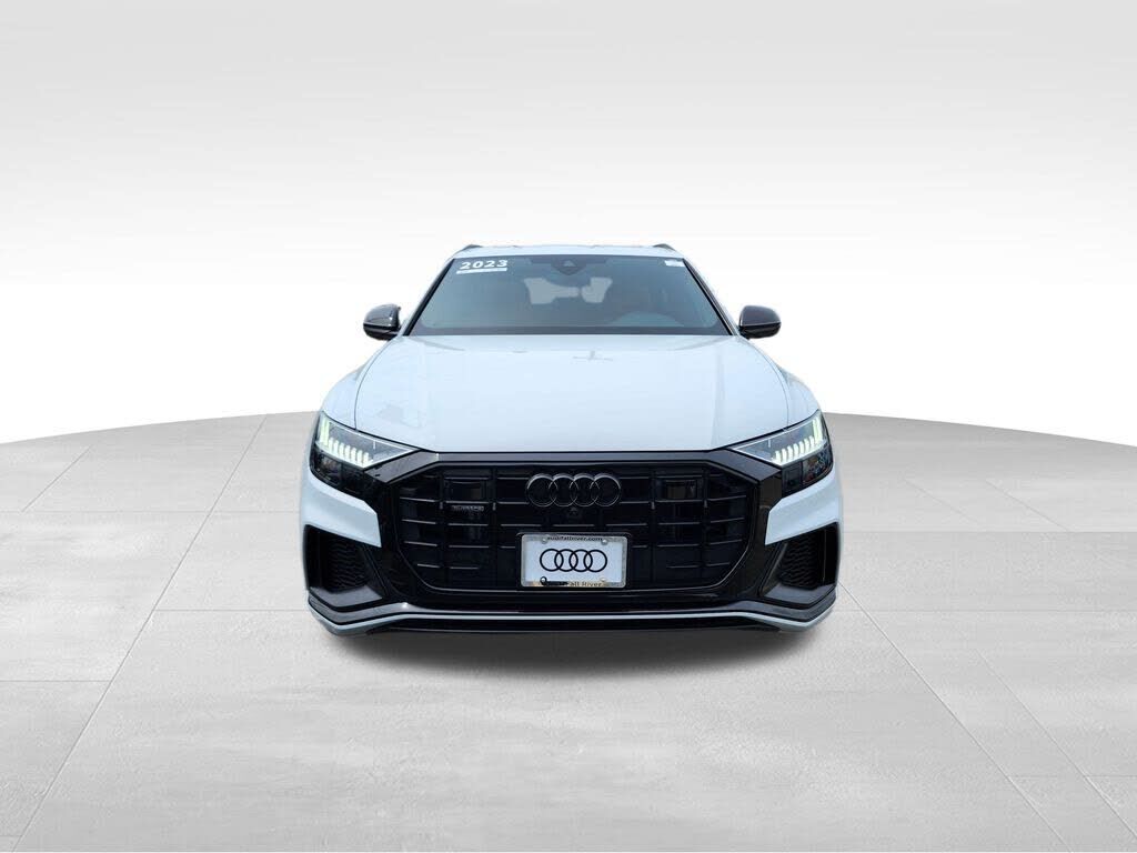 2023 Audi Q8