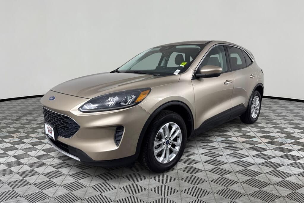 2021 FORD Escape