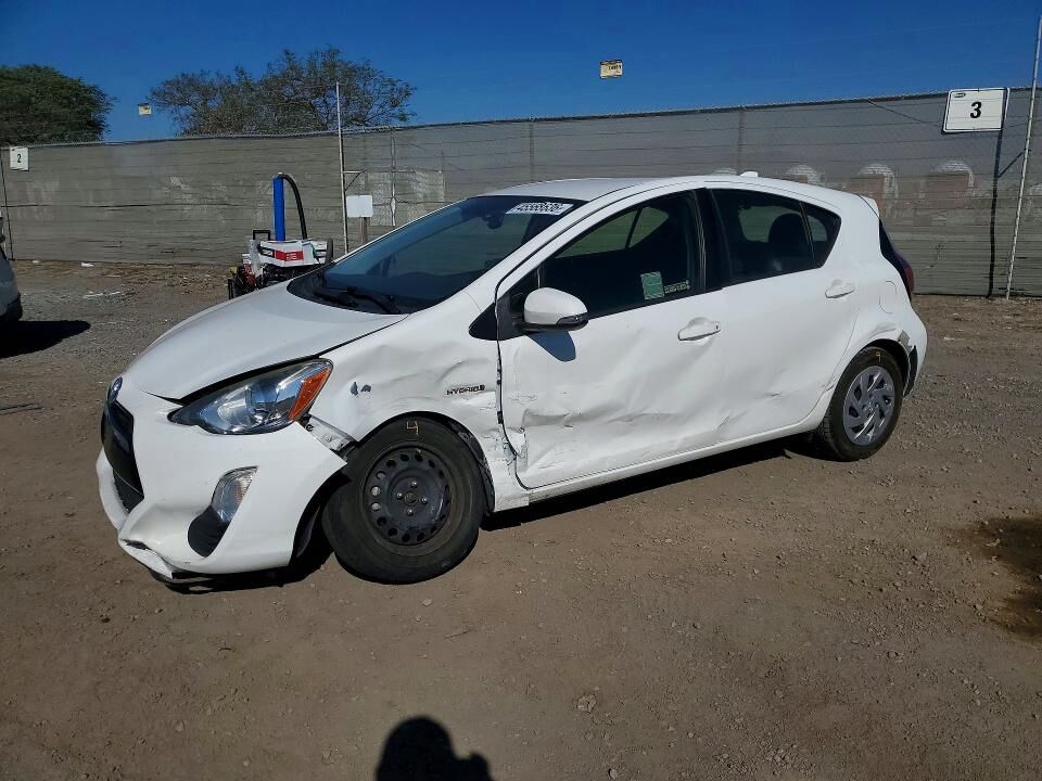 2016 TOYOTA Prius