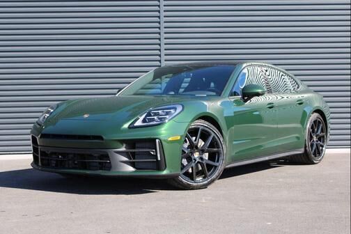 2026 PORSCHE Panamera