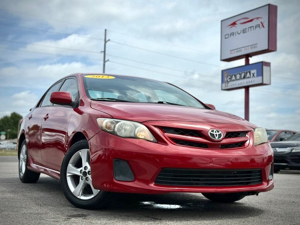 2013 TOYOTA Corolla