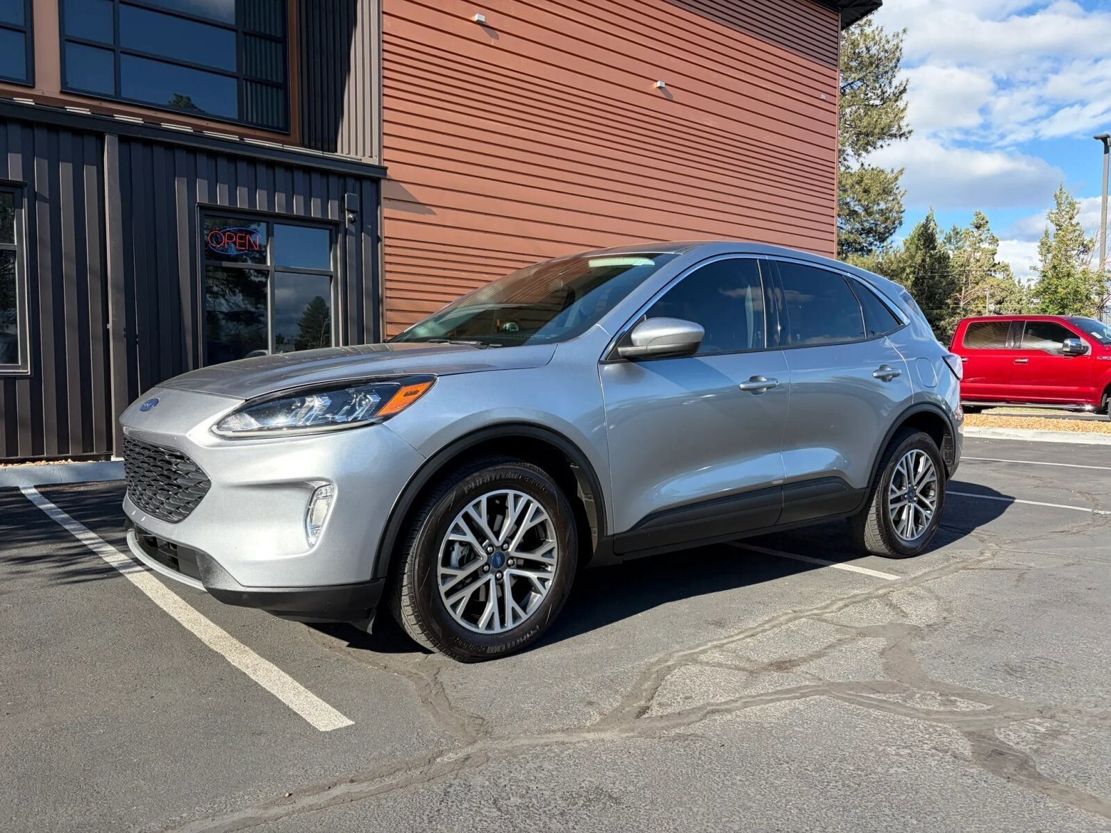 2022 FORD Escape