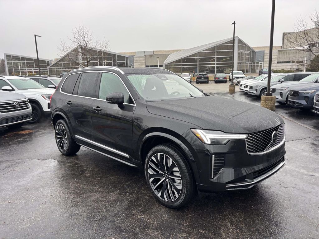 2026 VOLVO XC90