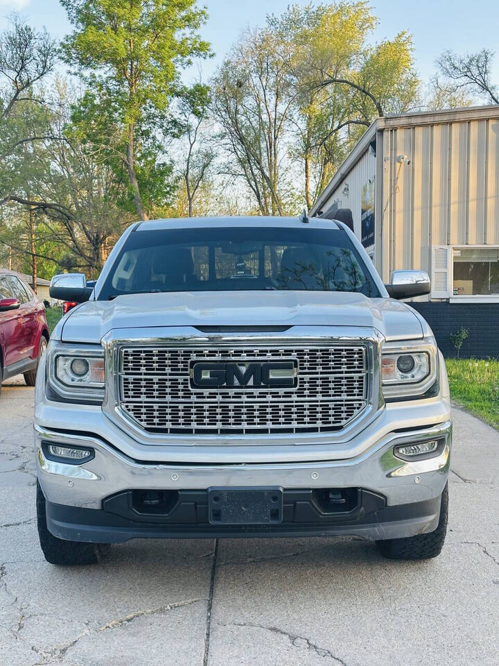 2017 GMC Sierra